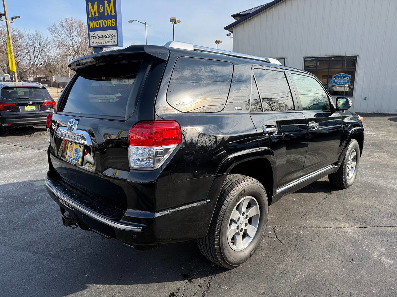 Used 2011 Toyota 4Runner SR5 w/ Convenience Pkg image 7