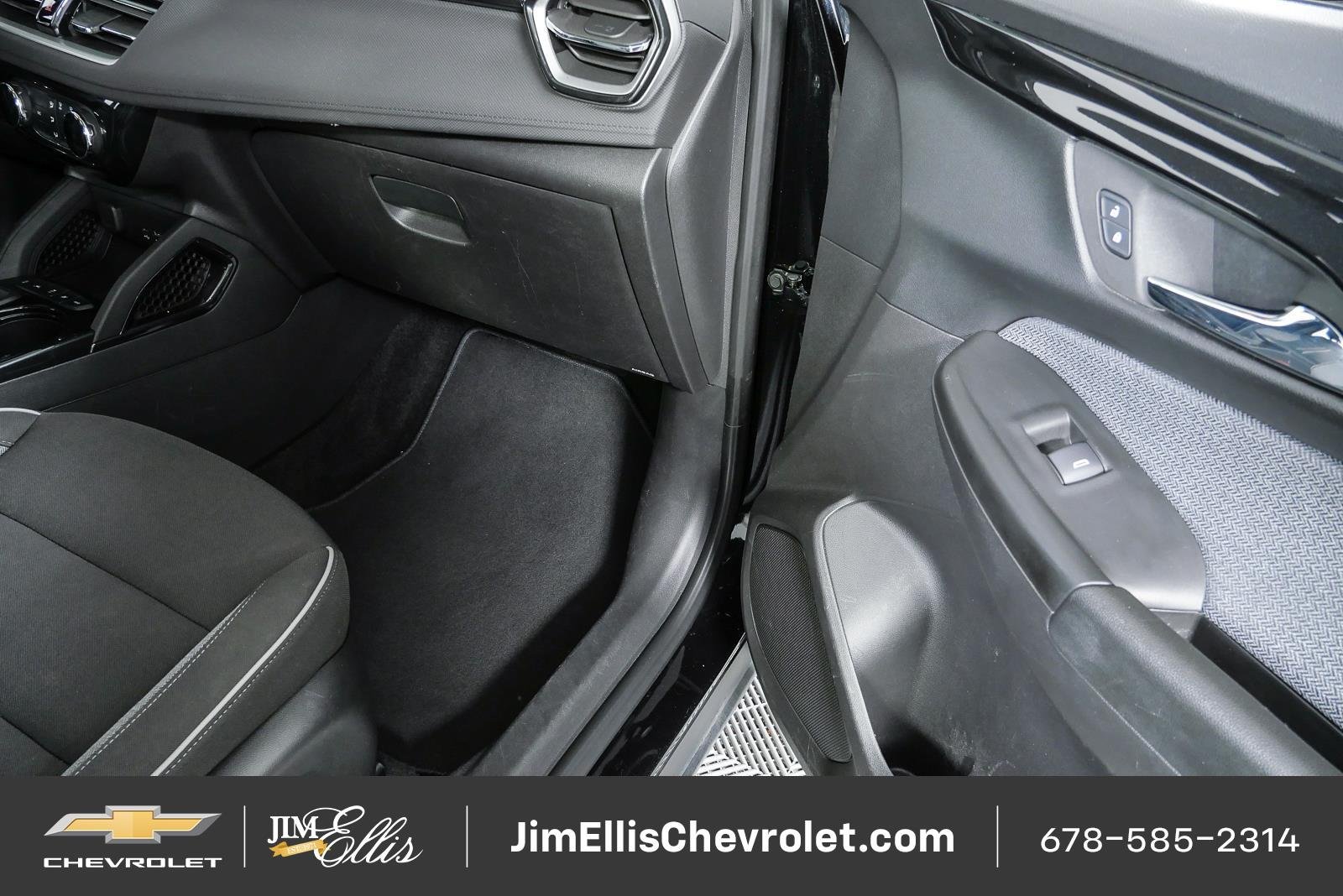 Certified 2025 Chevrolet TrailBlazer LT AWD/4WD image 22