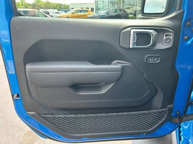 New 2025 Jeep Wrangler Willys image 7