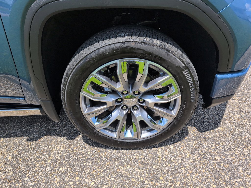 Used 2024 GMC Sierra 1500 Denali w/ Denali Reserve Package image 8