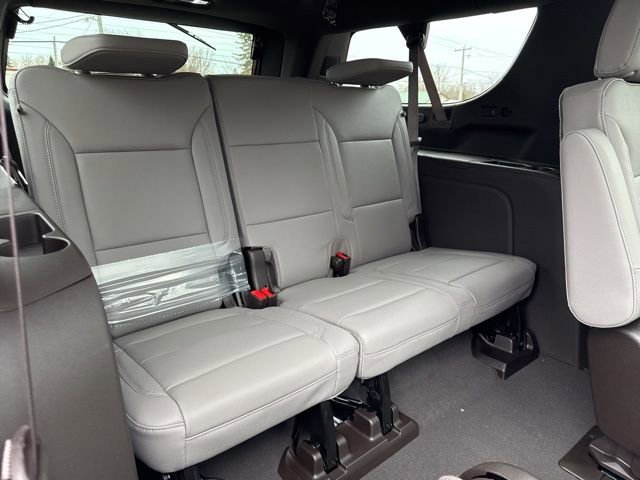 New 2026 Chevrolet Suburban Z71 w/ Z71 Off-Road Package image 12