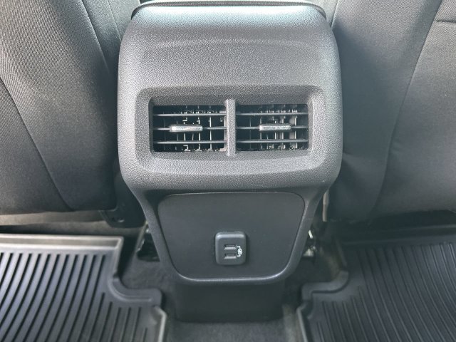 Certified 2024 Chevrolet Equinox LT FWD image 20
