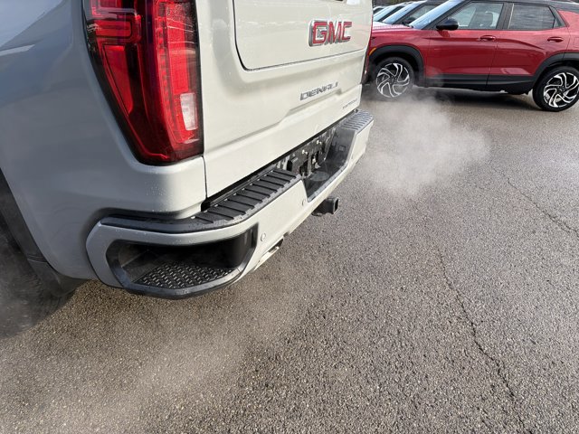 Used 2025 GMC Sierra 1500 Denali image 7