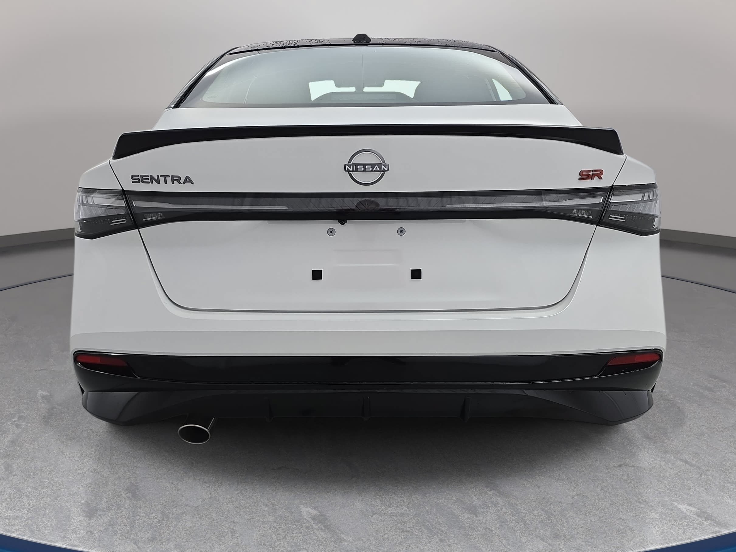 New 2026 Nissan Sentra SR w/ Floor Mat Package FWD image 6