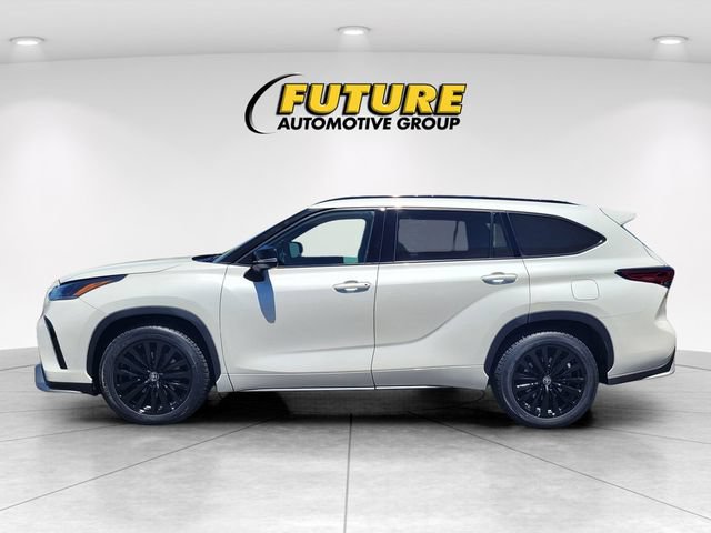Used 2023 Toyota Highlander Limited AWD/4WD image 6