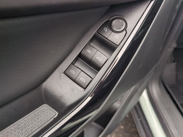 New 2026 Chevrolet Equinox LT w/ Convenience Package II image 15