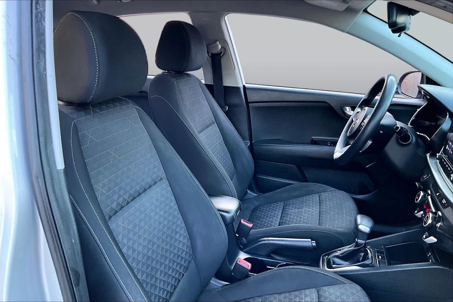 Used 2021 Kia Rio S w/ Technology Package FWD image 9