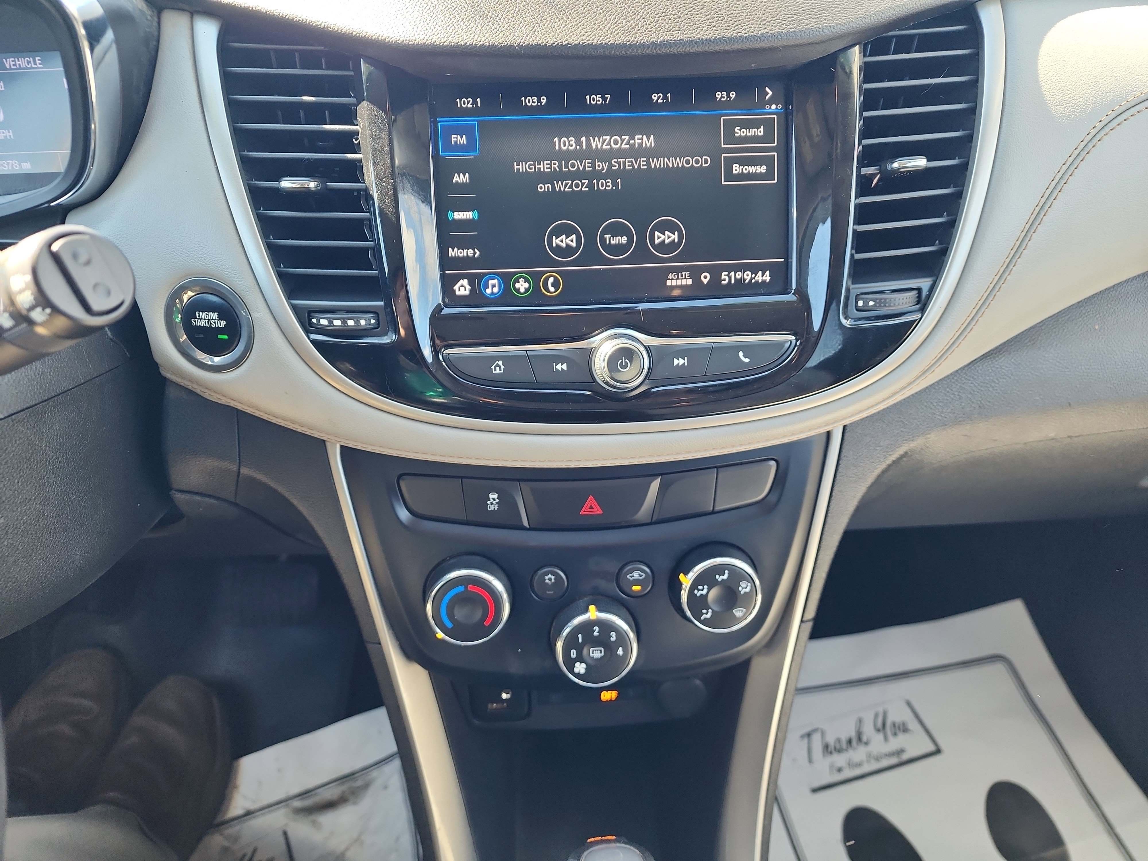 Used 2020 Chevrolet Trax LT w/ LT Convenience Package AWD/4WD image 13