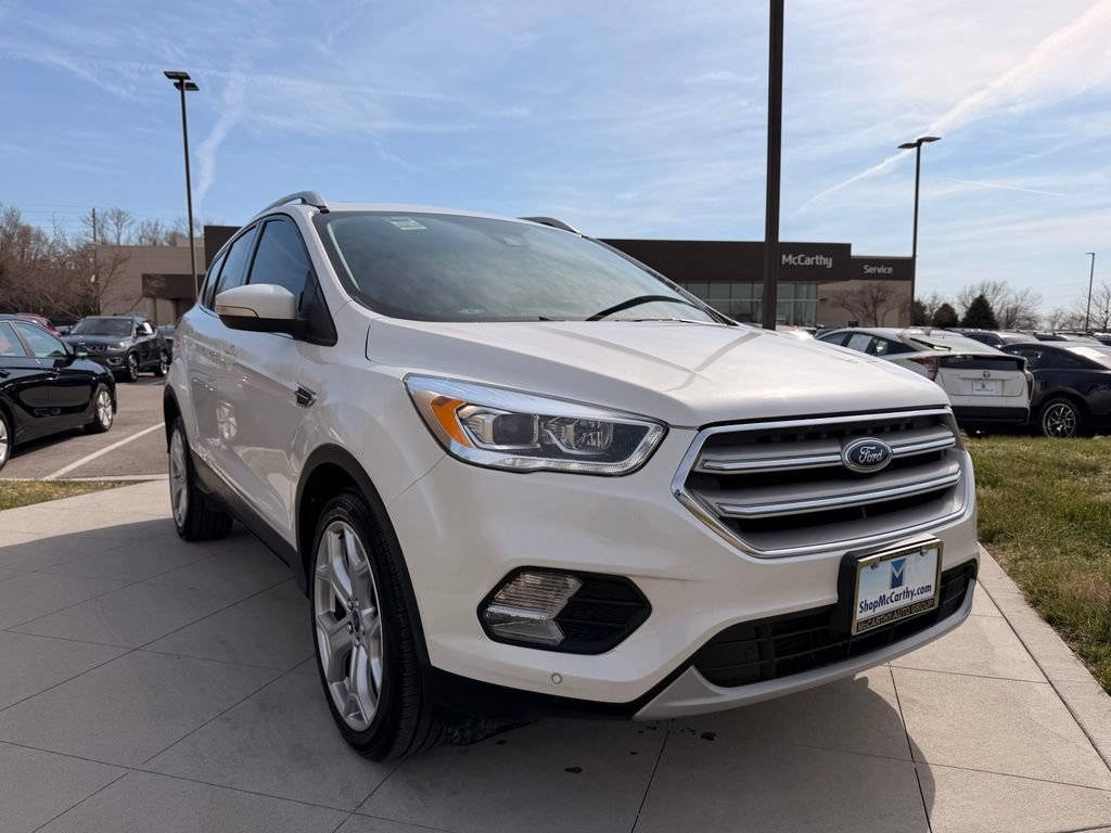 Used 2017 Ford Escape Titanium w/ Equipment Group 301A AWD/4WD image 11