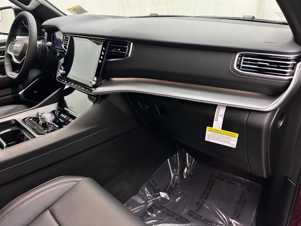 New 2026 Jeep Grand Wagoneer L Limited AWD/4WD image 20