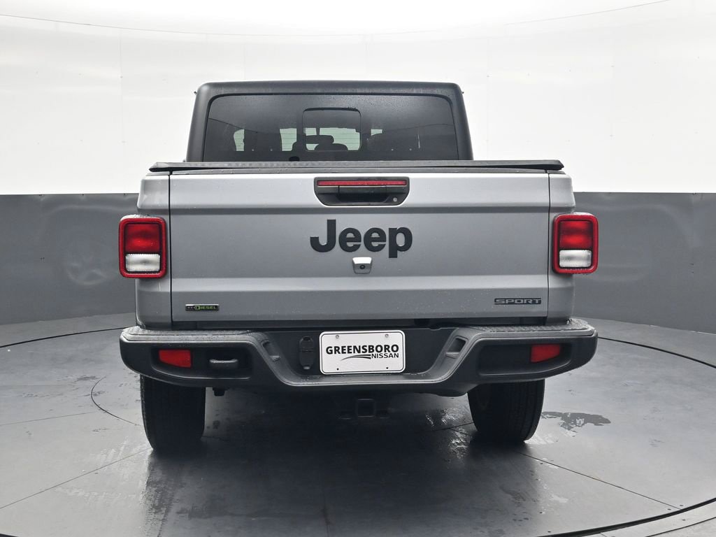 Used 2021 Jeep Gladiator Sport AWD/4WD image 7