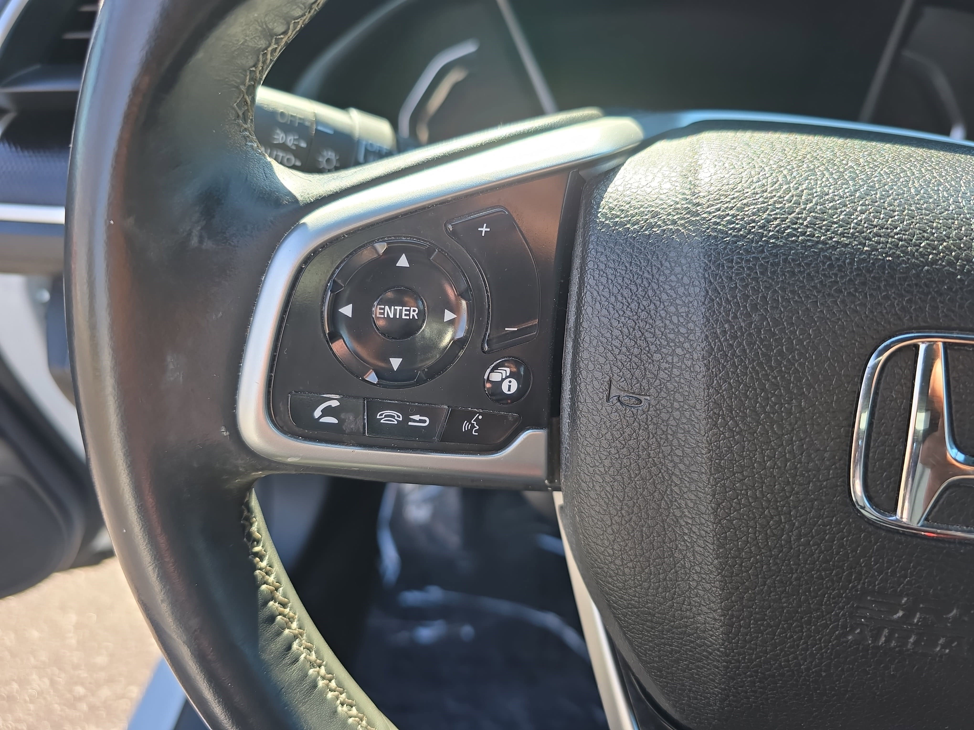 Used 2019 Honda Civic Sport image 17