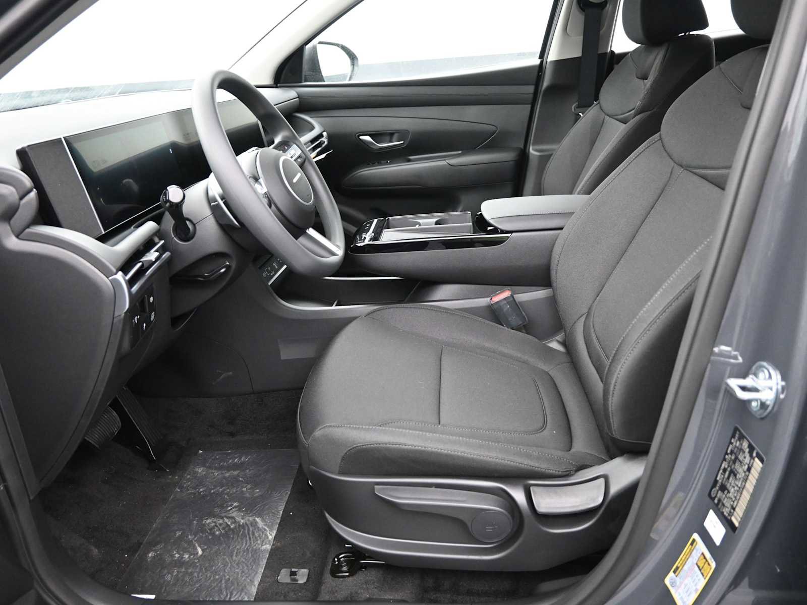 New 2026 Hyundai Tucson Blue SE image 11