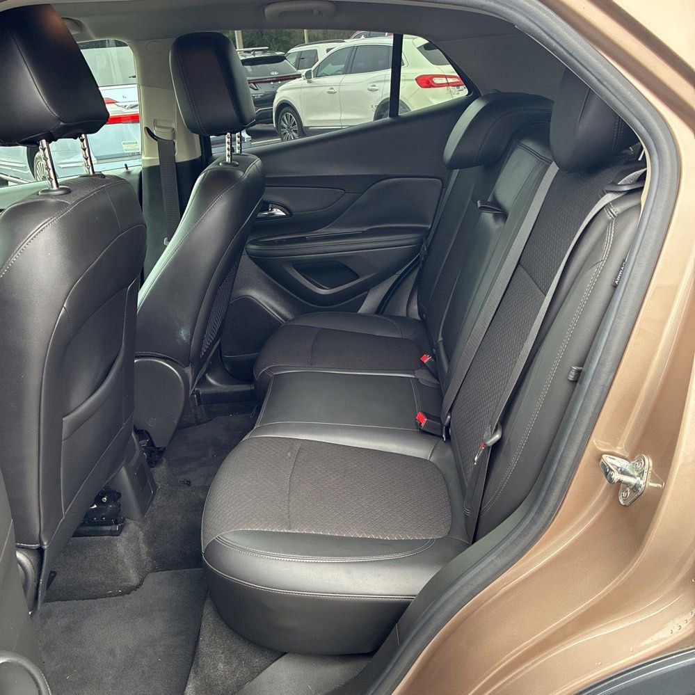 Used 2018 Buick Encore Sport Touring image 23