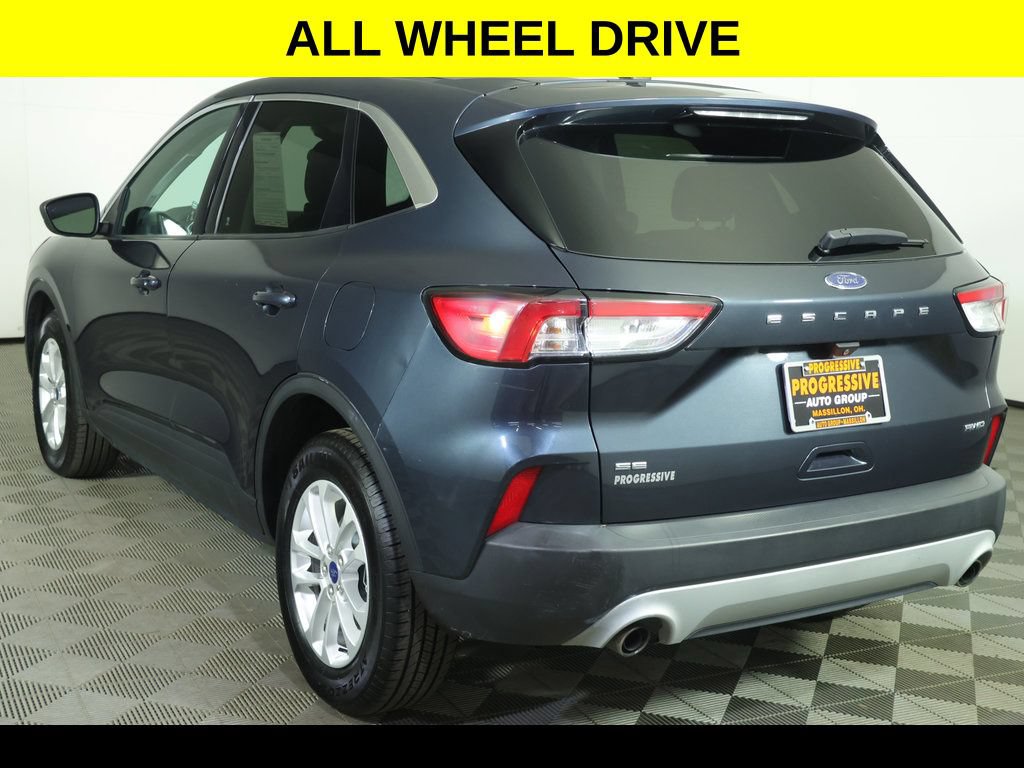 Used 2022 Ford Escape SE w/ Cold Weather Package AWD/4WD image 5