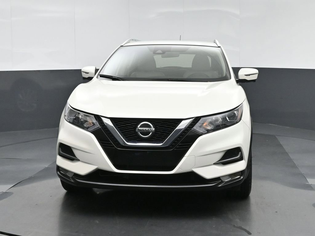 Used 2022 Nissan Rogue Sport SV w/ Technology Package image 2