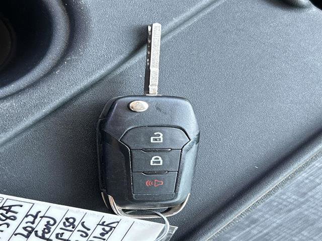 Used 2022 Ford F150 XLT image 32