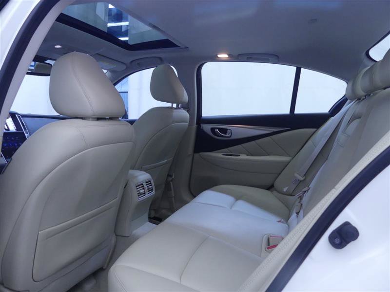 Used 2019 INFINITI Q50 Luxe w/ Essential Package (3.0T Luxe) AWD/4WD image 25