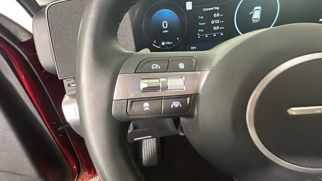 Certified 2025 Hyundai Kona SEL AWD/4WD image 15