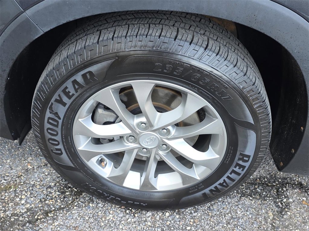 Used 2020 Hyundai Santa Fe SEL image 32