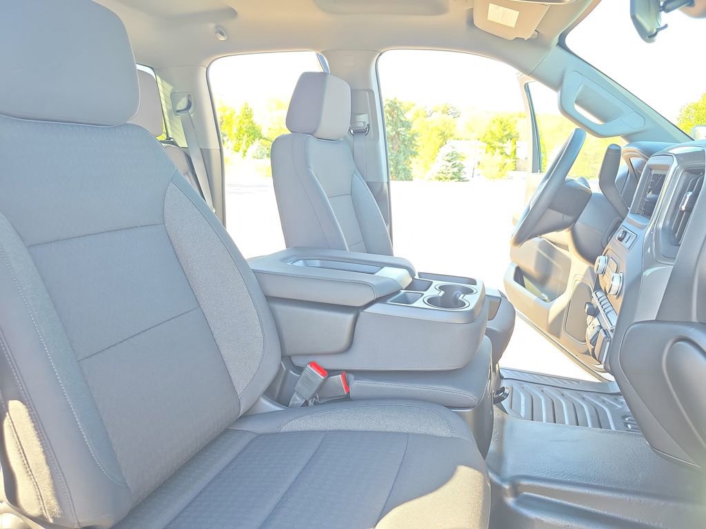 New 2026 GMC Sierra 2500 Pro w/ Convenience Package AWD/4WD image 10