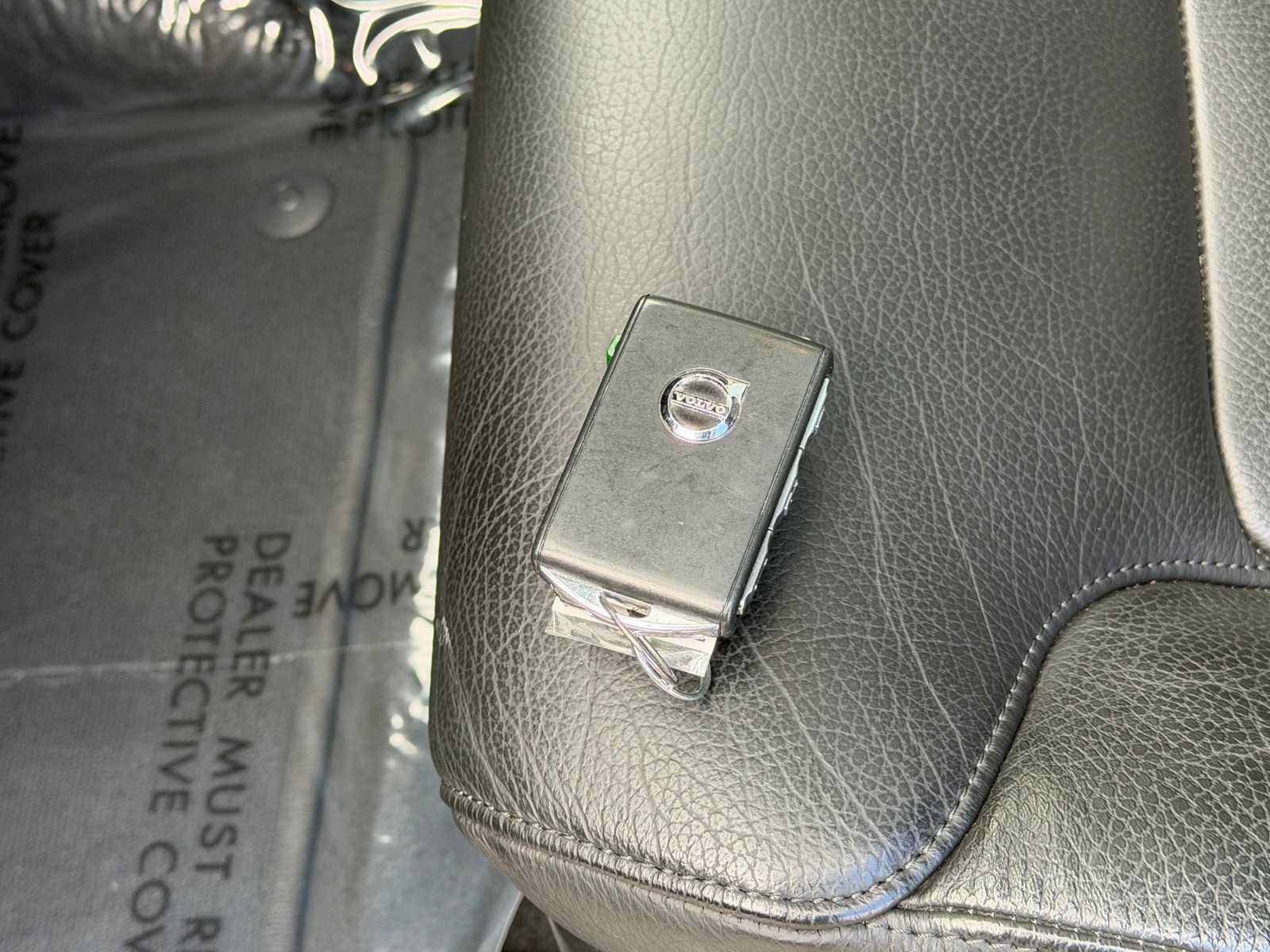 Used 2023 Volvo S60 B5 Plus FWD image 34