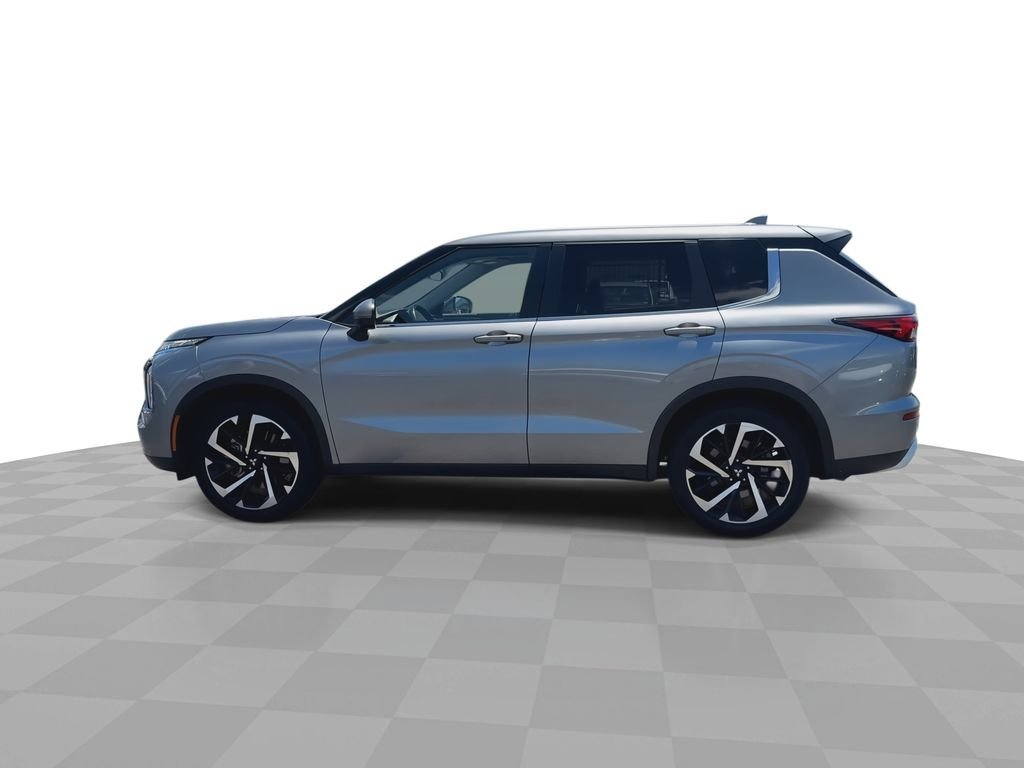 Used 2024 Mitsubishi Outlander SE FWD image 38