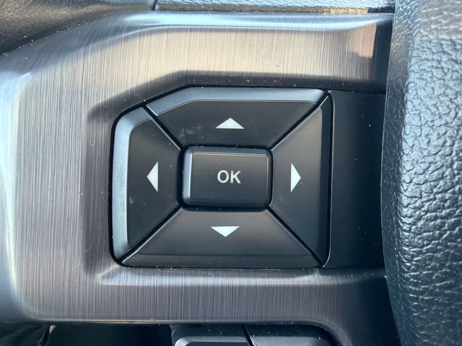 Used 2019 Ford Expedition Platinum AWD/4WD image 24