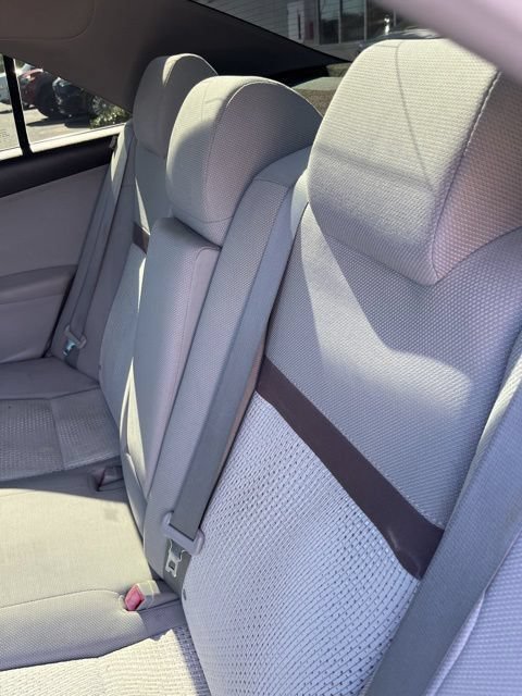 Used 2012 Toyota Camry XLE FWD image 2