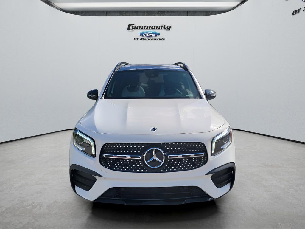 Used 2020 Mercedes-Benz GLB 250 4MATIC image 2