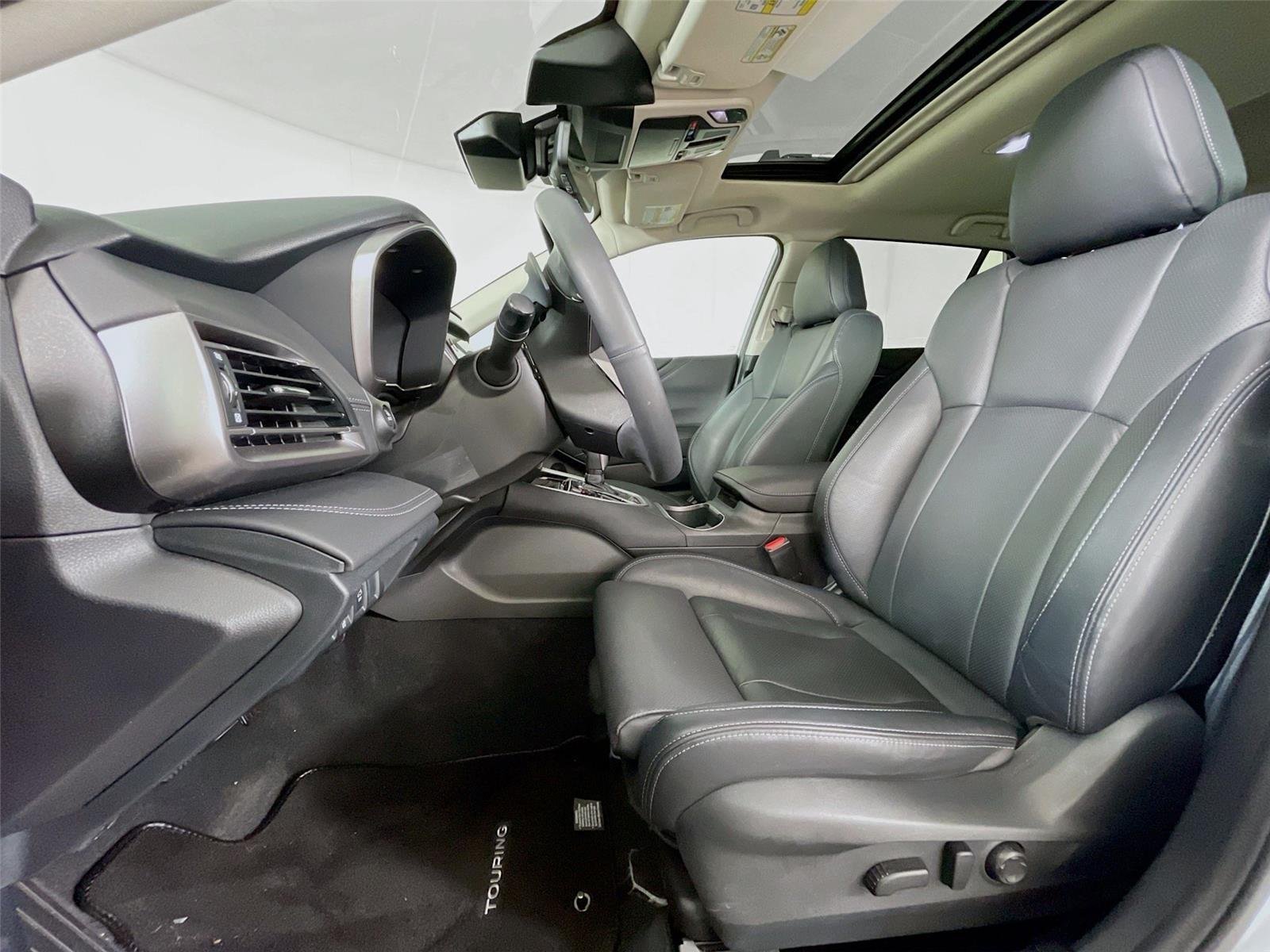 Used 2025 Subaru Outback Touring AWD/4WD image 27