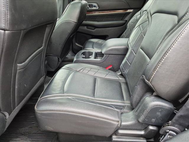 Used 2018 Ford Explorer Platinum AWD/4WD image 20