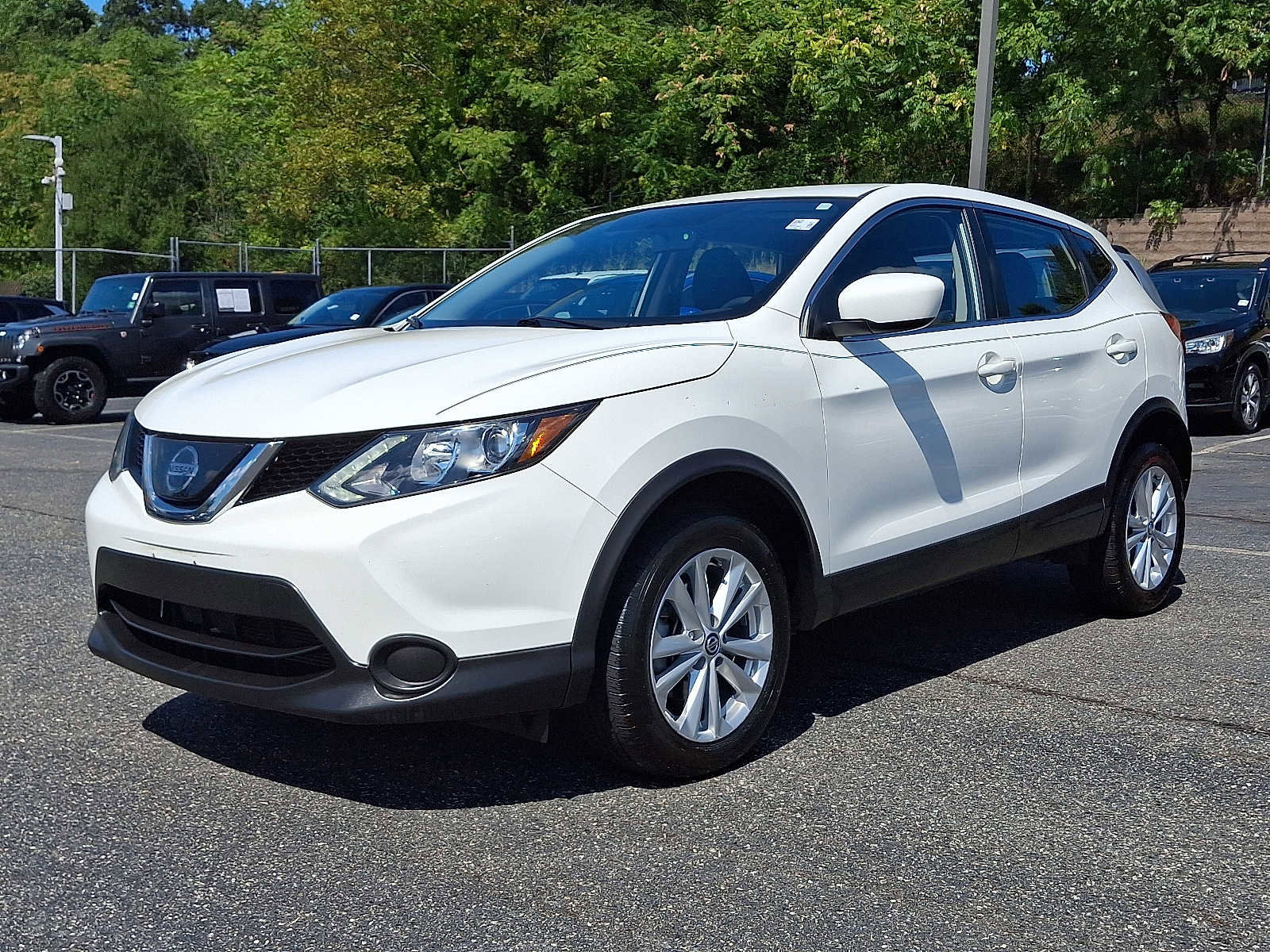 Used 2019 Nissan Rogue Sport S w/ Appearance Package