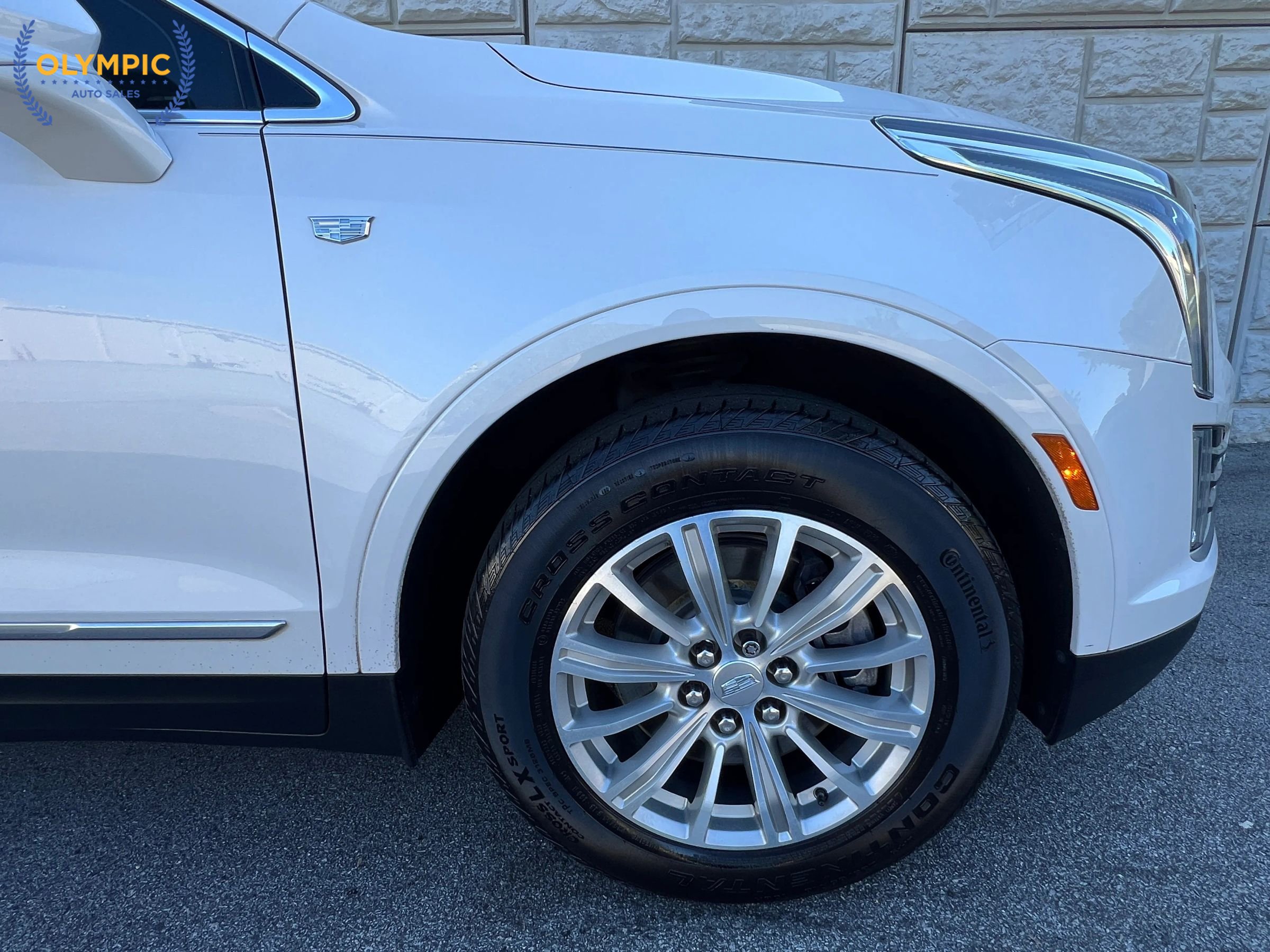 Used 2018 Cadillac XT5 Luxury image 11