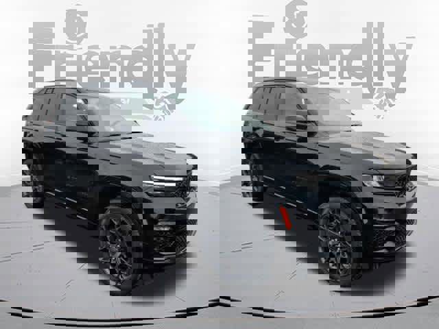 Used 2025 Jeep Grand Cherokee Summit w/ Obsidian Package image 7