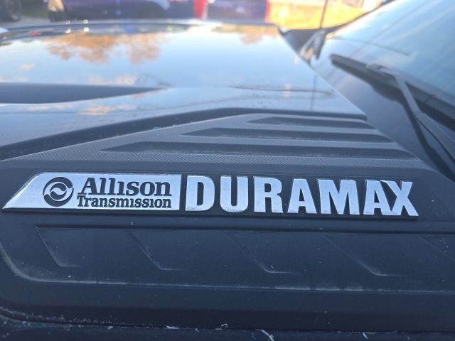 Used 2024 Chevrolet Silverado 3500 High Country w/ High Country Premium Package image 11