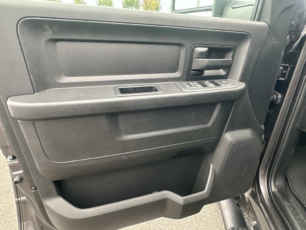 New 2026 RAM 3500 Tradesman AWD/4WD image 17
