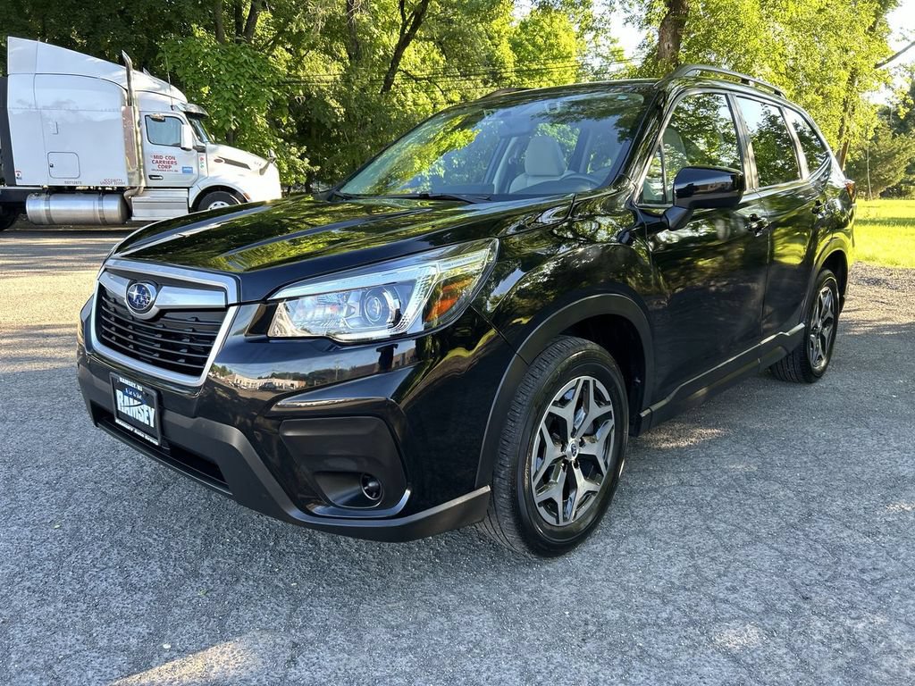 Used 2020 Subaru Forester Premium AWD/4WD image 4