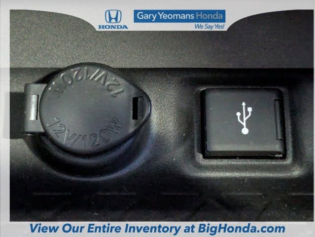 Used 2022 Toyota RAV4 XLE image 28