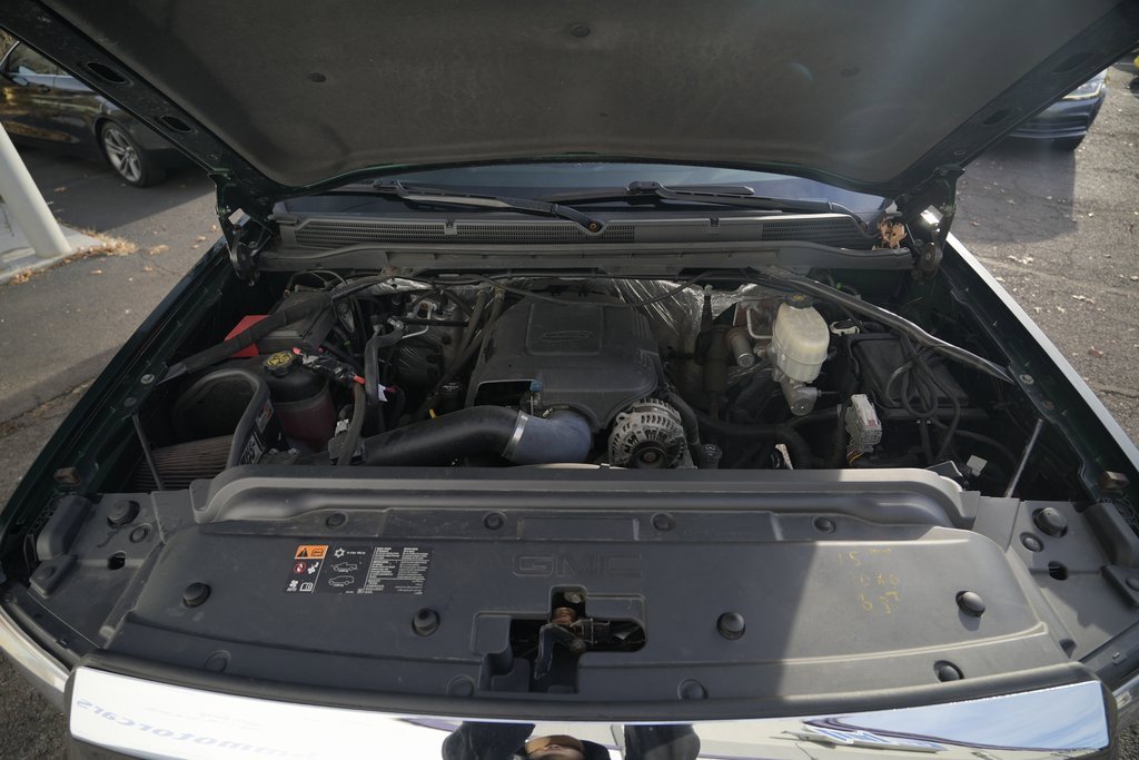 Used 2015 GMC Sierra 2500 SLE w/ SLE Preferred Package image 16