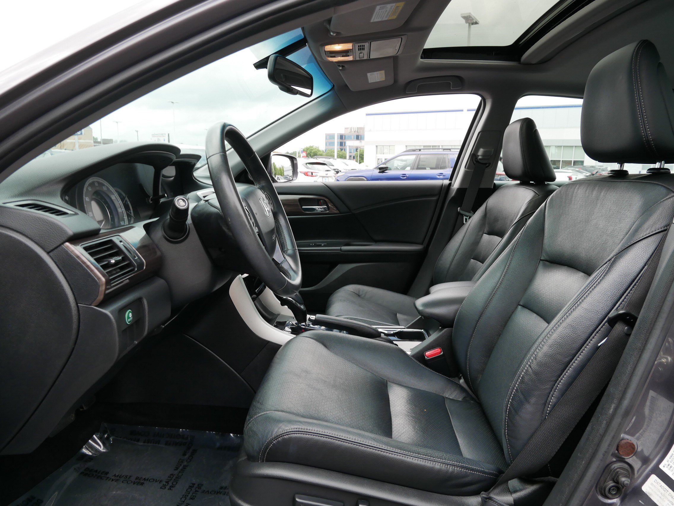 Used 2017 Honda Accord EX-L image 31