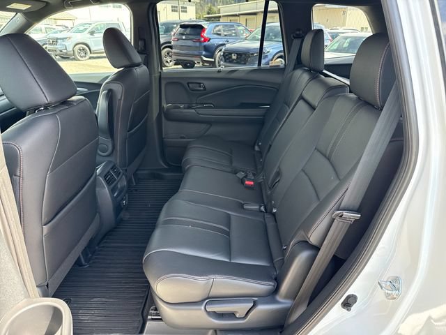 Used 2023 Honda Passport TrailSport image 16