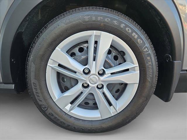 Used 2024 Nissan Kicks S FWD image 23