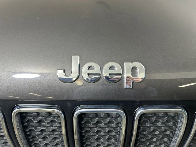 Used 2021 Jeep Renegade Latitude image 10