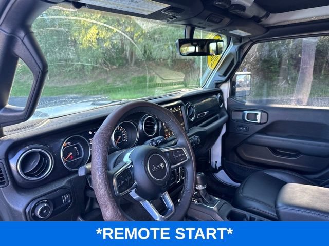 Used 2023 Jeep Wrangler Unlimited Sahara AWD/4WD image 6