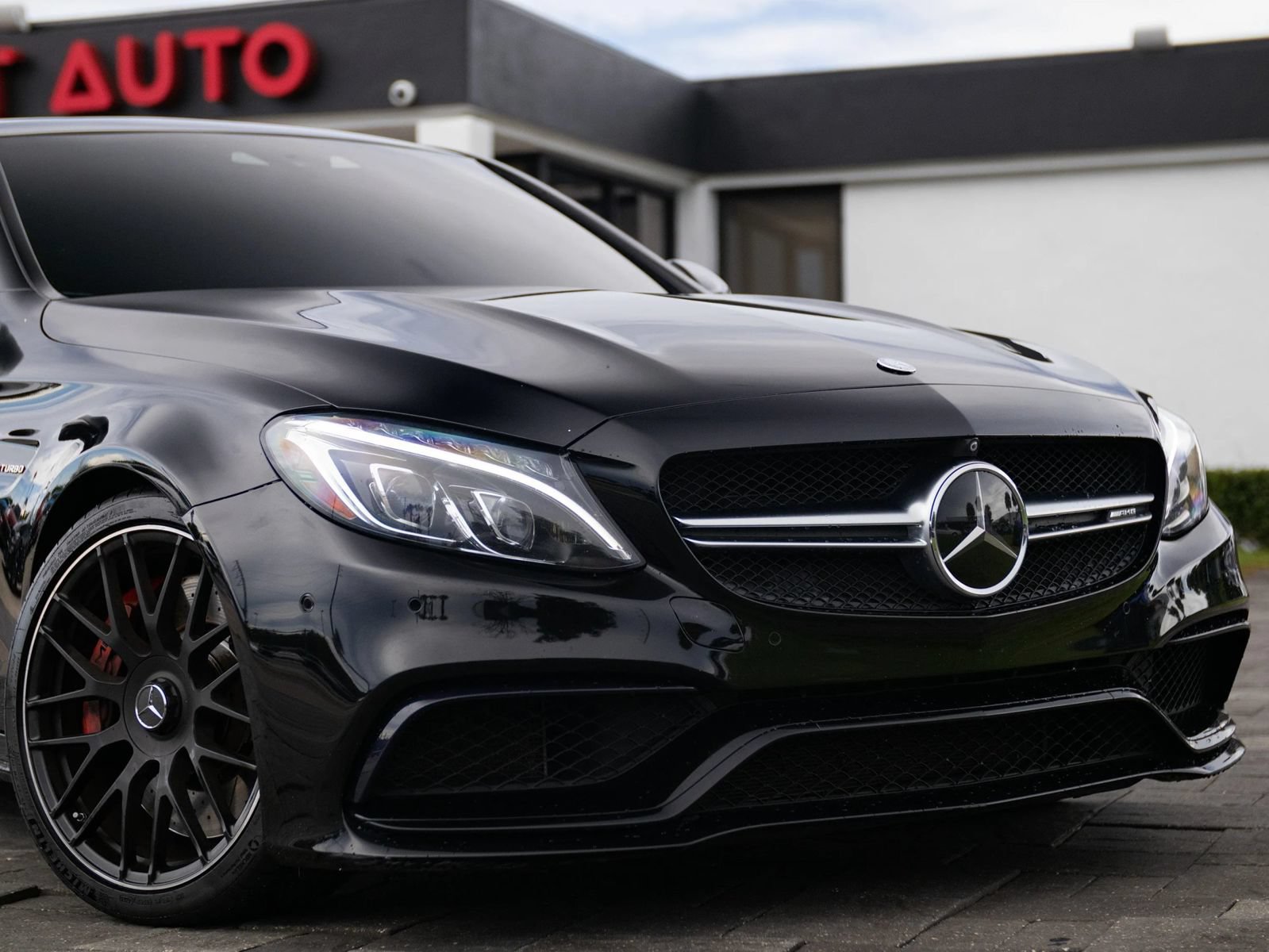 Used 2017 Mercedes-Benz C 63 AMG S image 2