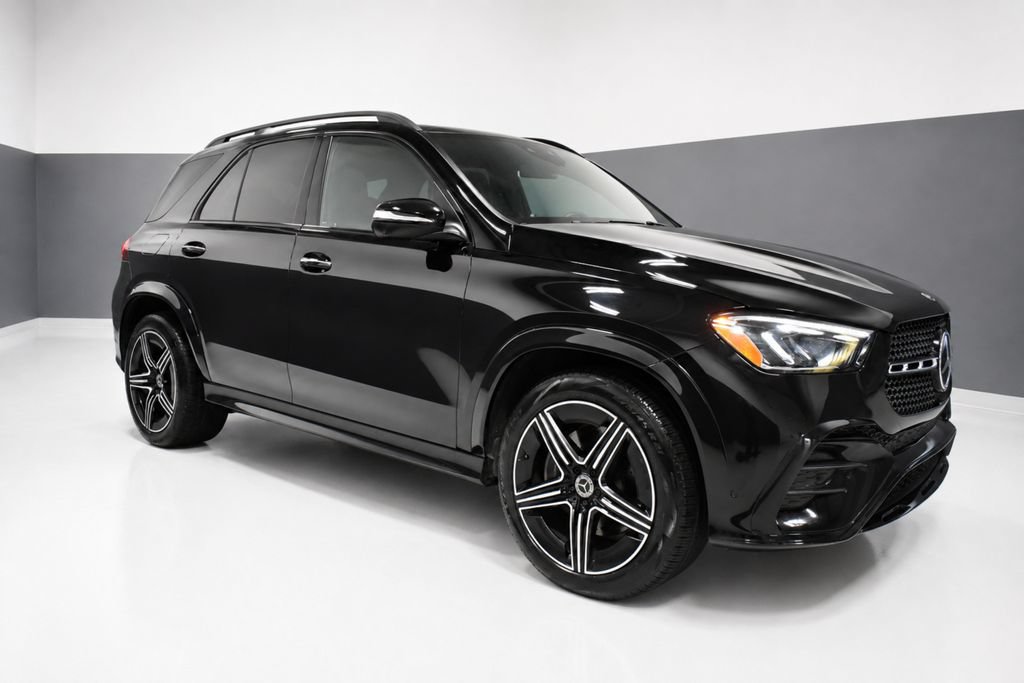 Used 2025 Mercedes-Benz GLE 450e 4MATIC image 7