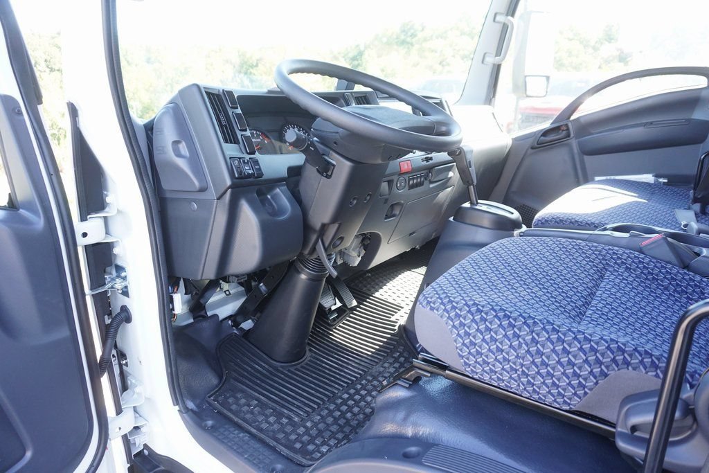 New 2025 Chevrolet Low Cab Forward RWD image 4
