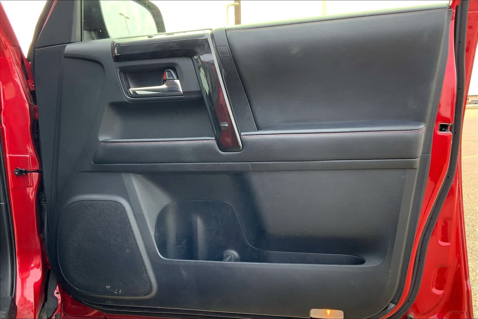 Certified 2021 Toyota 4Runner Venture w/ Moonroof Package AWD/4WD image 23