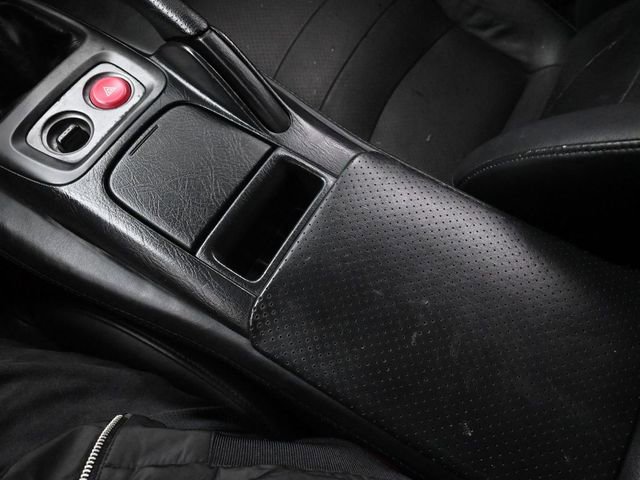 Used 2001 Honda S2000 Base image 22